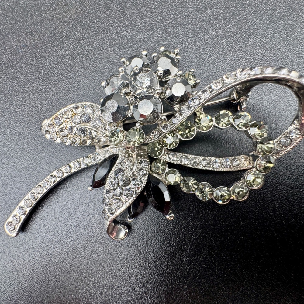 Smoky Gray Black Rhinestone‎ Floral Statement Brooch Pin Silver Tone